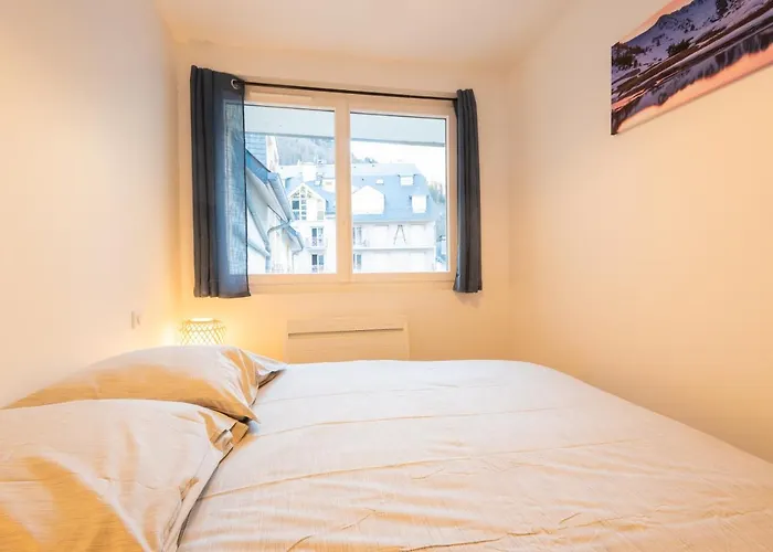 Appartement Terrasse - Télécabine 2min - Thermes 4min - Tout équipé